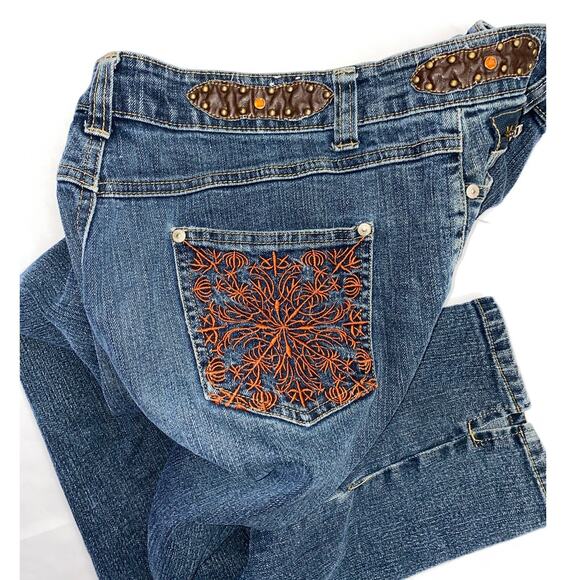 Cosmopolitan Jeanswea 24 waist Cropped Denim Jeans Embroidered Rhinestone Strap - Picture 1 of 12